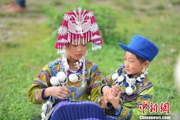原神天空之傲武器属性是什么